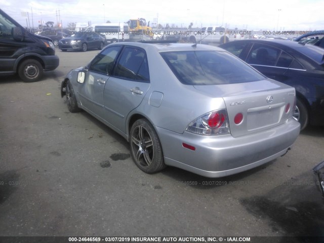 JTHBD192120047496 - 2002 LEXUS IS 300 SILVER photo 3