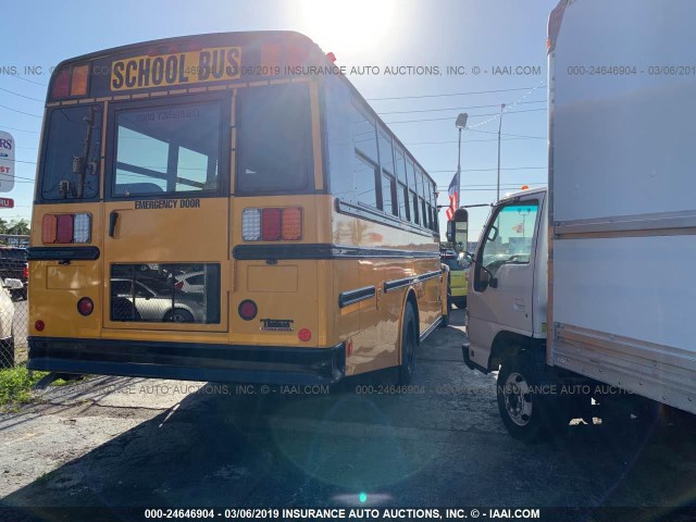 4UZABRDK08CZ41601 - 2008 FREIGHTLINER CHASSIS B2B YELLOW photo 4