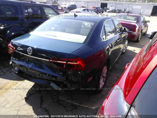 1VWBA7A30JC028482 - 2018 VOLKSWAGEN PASSAT SE BLUE photo 4