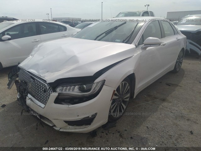 3LN6L5EC6HR624135 - 2017 LINCOLN MKZ RESERVE WHITE photo 2