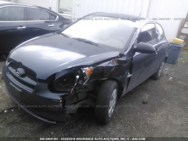 KMHCM36C99U142465 - 2009 HYUNDAI ACCENT GS GRAY photo 2