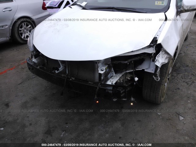 2T1BURHE5JC107912 - 2018 TOYOTA COROLLA L/LE/XLE/SE/XSE 白色 照片 6