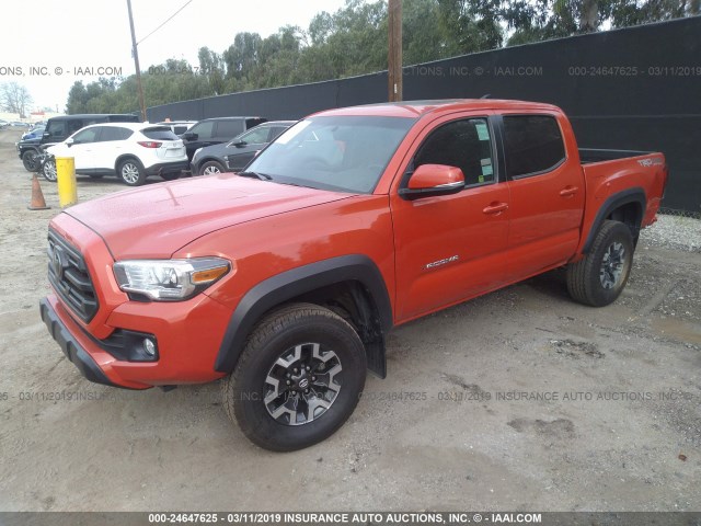 3TMCZ5AN2HM092439 - 2017 TOYOTA TACOMA DBL CAB/SR/TRDSPT/OR/PRO ORANGE photo 2