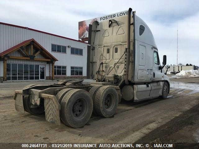 1FUJGLDR6BLAY2212 - 2011 FREIGHTLINER CASCADIA 125  Unknown photo 4