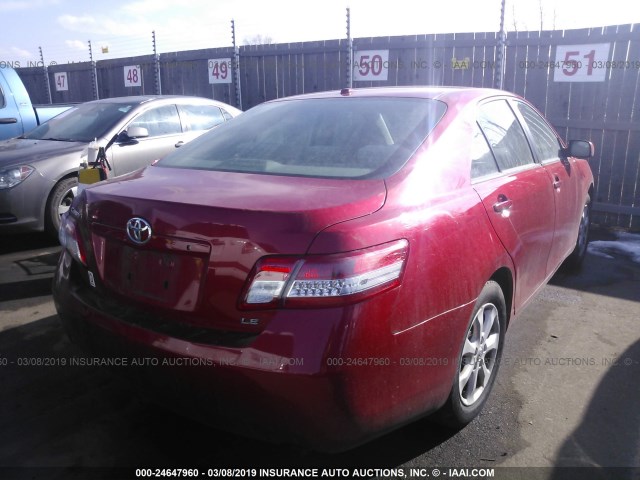 4T1BF3EKXBU168450 - 2011 TOYOTA CAMRY SE/LE/XLE RED photo 4