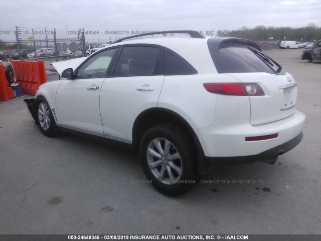 JNRAS08W76X201496 - 2006 INFINITI FX35 WHITE photo 3