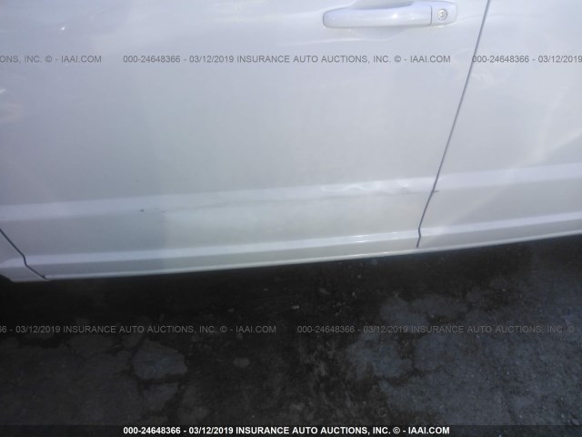 1B3CB3HA6AD565919 - 2010 DODGE CALIBER MAINSTREET WHITE photo 6