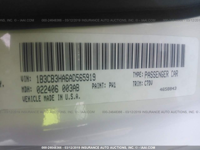 1B3CB3HA6AD565919 - 2010 DODGE CALIBER MAINSTREET WHITE photo 9