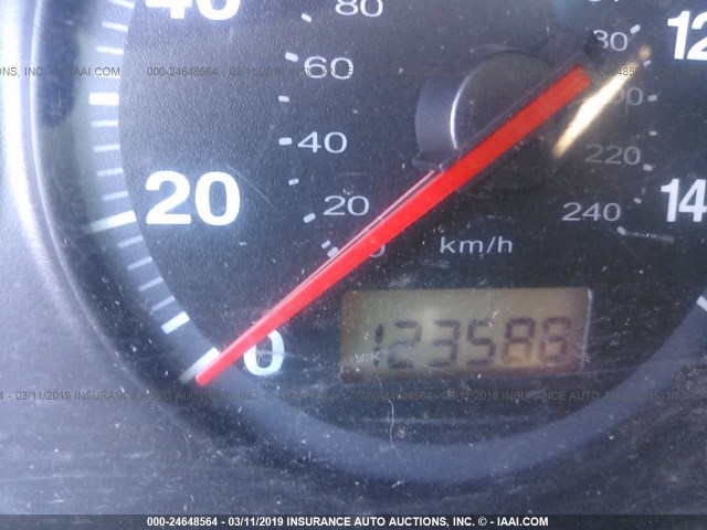 2HGES163X4H589407 - 2004 HONDA CIVIC DX VP SILVER photo 7