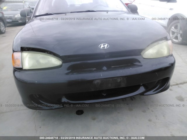 KMHVD14N4VU280510 - 1997 HYUNDAI ACCENT L BLACK photo 6