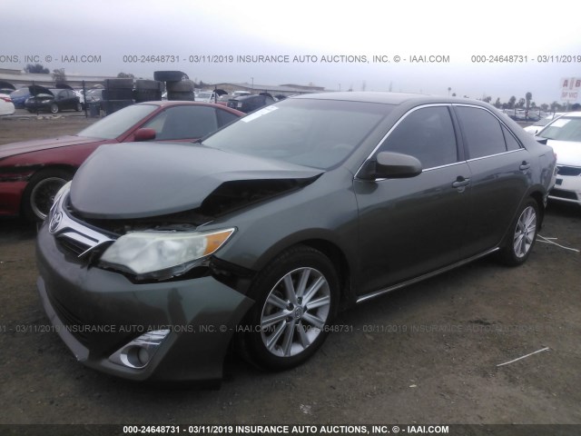 4T4BF1FK7CR188150 - 2012 TOYOTA CAMRY SE/LE/XLE GRAY photo 2