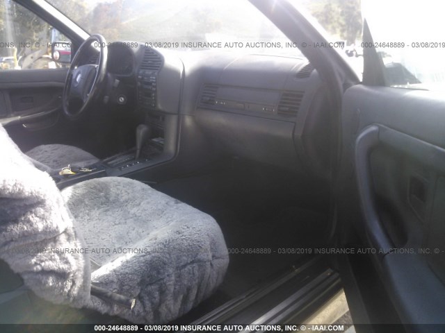 WBABJ8327WEM20669 - 1998 BMW 323 IC AUTOMATIC BLACK photo 5