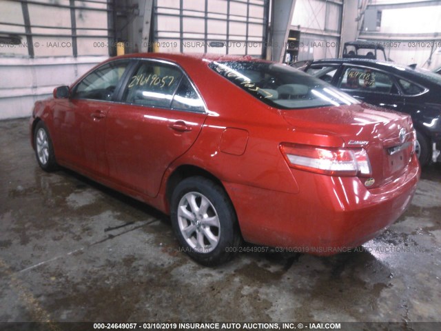 4T1BF3EK0BU592896 - 2011 TOYOTA CAMRY SE/LE/XLE RED photo 3