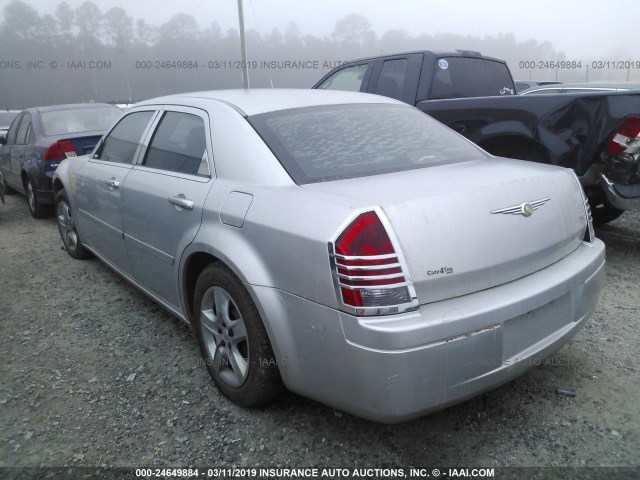 2C3KA43R96H152228 - 2006 CHRYSLER 300 SILVER photo 3