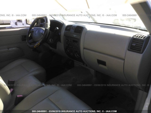 1GCCS146168316318 - 2006 CHEVROLET COLORADO WHITE photo 5