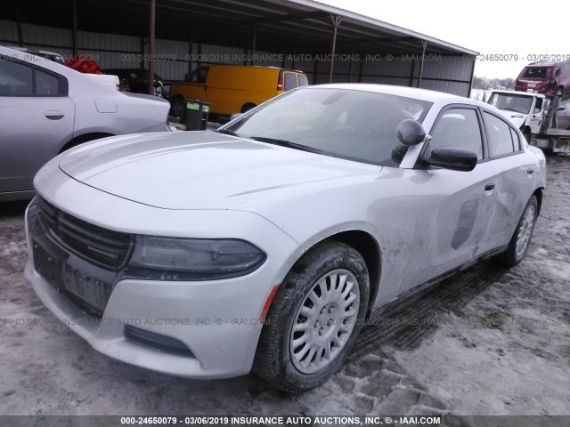 2C3CDXKT5JH285166 - 2018 DODGE CHARGER POLICE SILVER photo 2