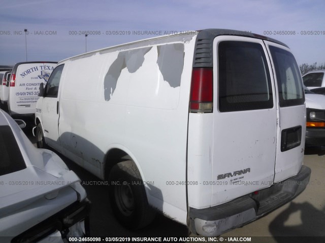 1GTEG15W121170255 - 2002 GMC SAVANA G1500 WHITE photo 3