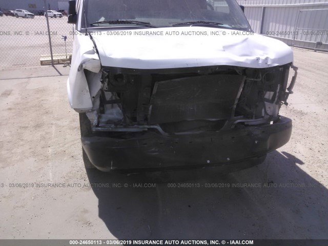 1GCSGAFX1E1163529 - 2014 CHEVROLET EXPRESS G1500  WHITE photo 6