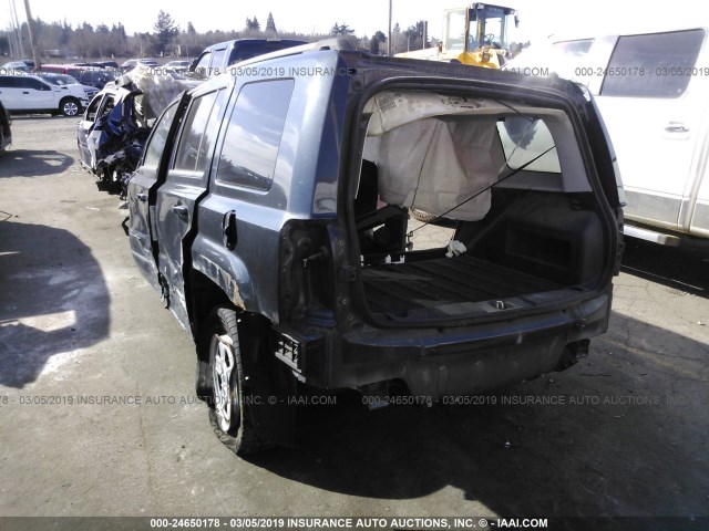 1C4NJRBBXED756828 - 2014 JEEP PATRIOT SPORT GRAY photo 3