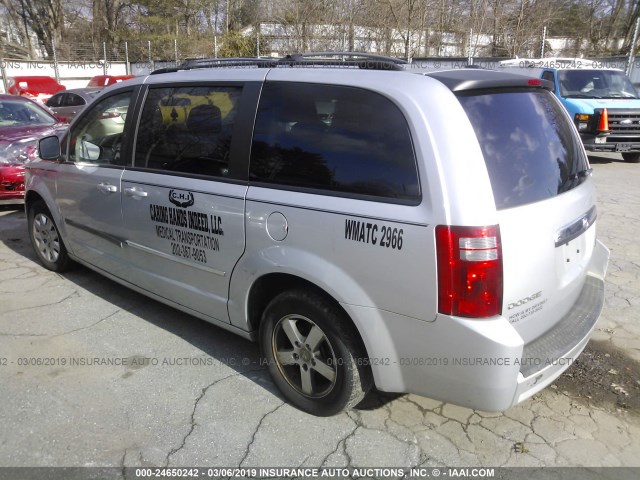 2D4RN5D16AR314514 - 2010 DODGE GRAND CARAVAN SXT SILVER photo 3