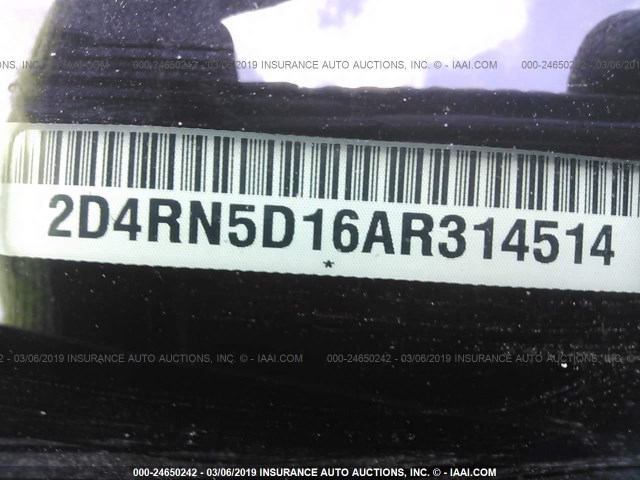 2D4RN5D16AR314514 - 2010 DODGE GRAND CARAVAN SXT SILVER photo 9