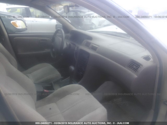 JT2BG22K010561534 - 2001 TOYOTA CAMRY CE/LE/XLE 米色 照片 5