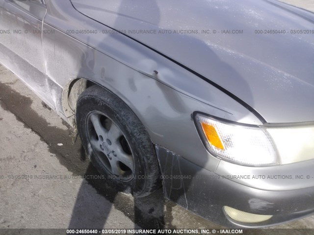 JT8BF22G2V0072420 - 1997 LEXUS ES 300 GRAY photo 6