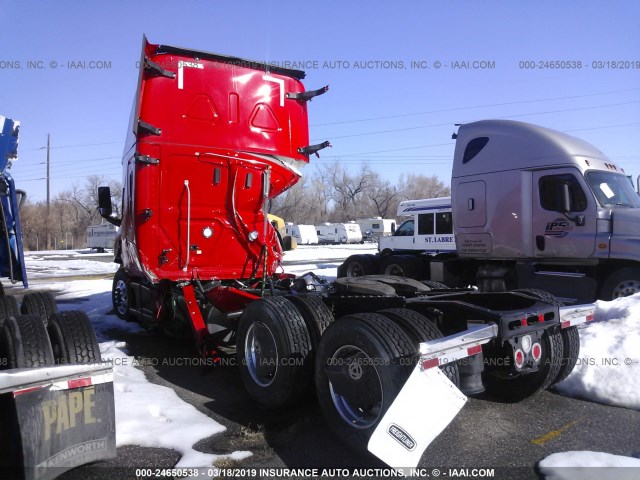 3AKJHHDR1JSJW7856 - 2018 FREIGHTLINER CASCADIA 126  Unknown photo 3