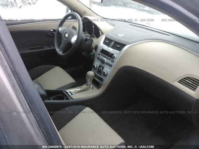 1G1ZA5EU9CF311627 - 2012 CHEVROLET MALIBU LS GRAY photo 5