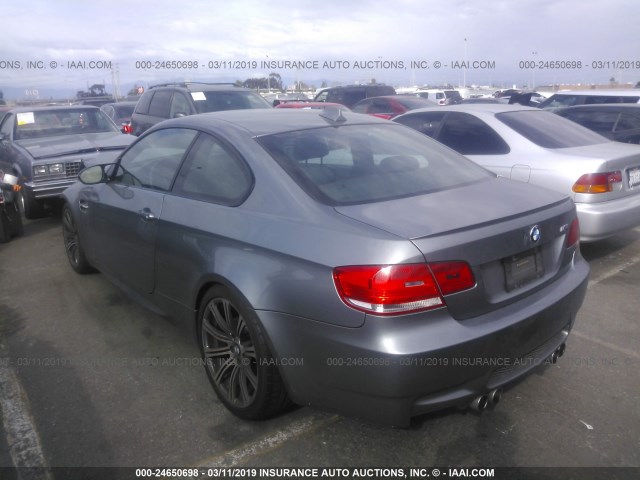 WBSWD93509P361543 - 2009 BMW M3 GRAY photo 3