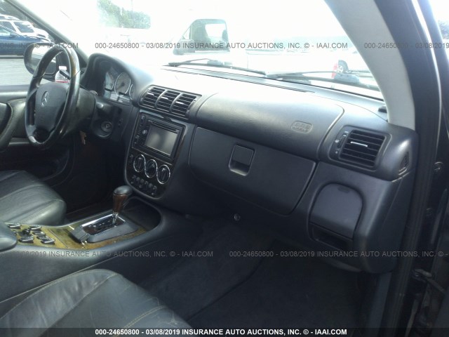 4JGAB74E5YA183023 - 2000 MERCEDES-BENZ ML 55 GRAY photo 5