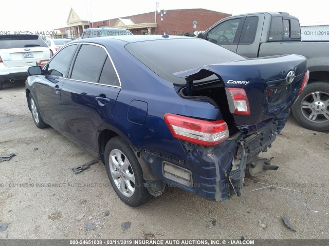 4T1BF3EK5BU621518 - 2011 TOYOTA CAMRY SE/LE/XLE BLUE photo 3