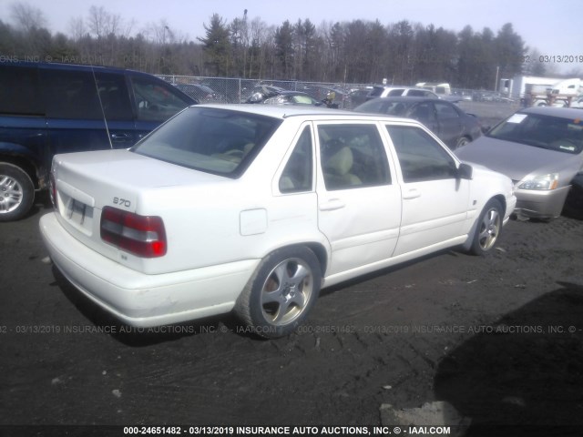 YV1LS61J8Y2654403 - 2000 VOLVO S70 SE WHITE photo 4