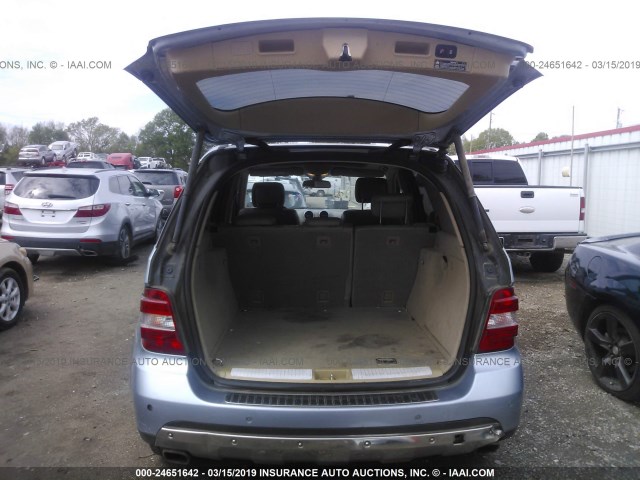 4JGBB75E76A067418 - 2006 MERCEDES-BENZ ML 500 BLUE photo 8