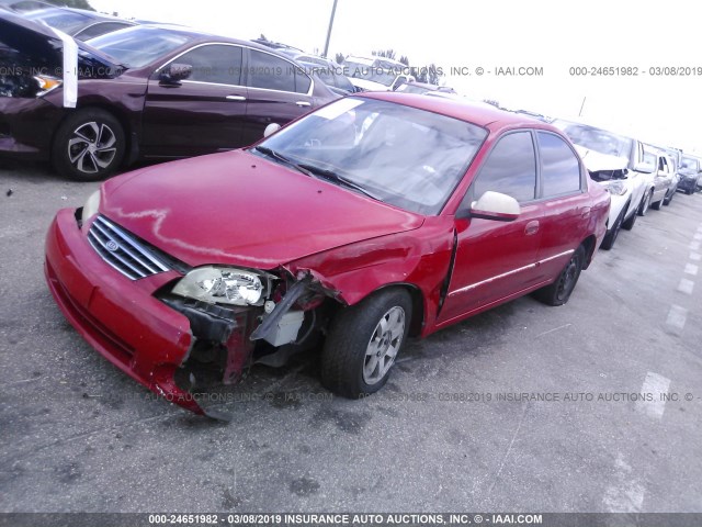 KNAFB121325118501 - 2002 KIA SPECTRA LS RED photo 2