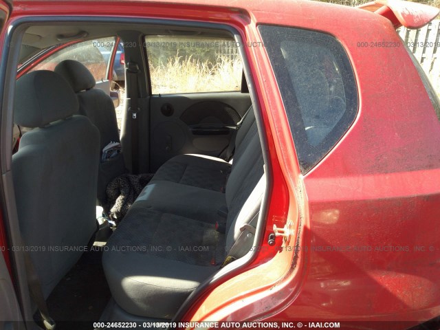 KL1TD62645B485882 - 2005 CHEVROLET AVEO LS RED photo 8