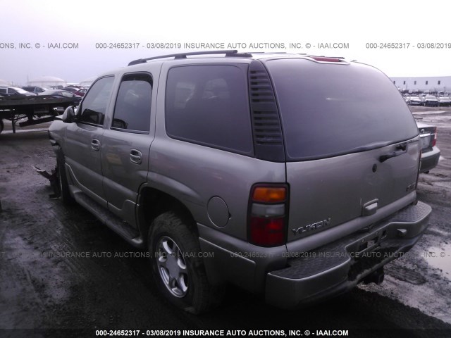 1GKEK63U72J127945 - 2002 GMC DENALI Pewter photo 3