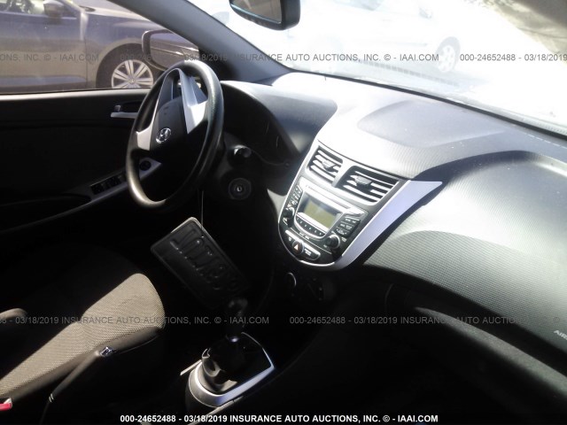 KMHCT5AE4DU069991 - 2013 HYUNDAI ACCENT GLS/GS BLACK photo 5