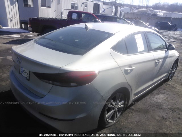 5NPD84LF5HH189096 - 2017 HYUNDAI ELANTRA SE/VALUE/LIMITED WHITE photo 4