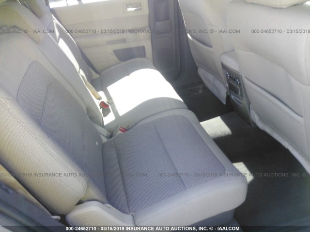 2FMGK5BC6ABA85614 - 2010 FORD FLEX SE SILVER photo 8