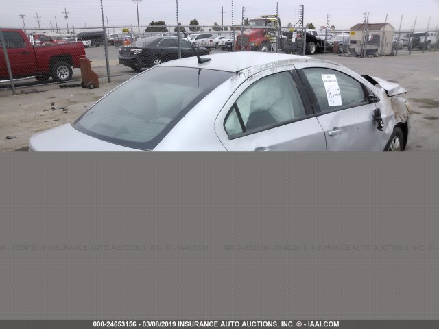 1G1JA5SH7C4232375 - 2012 CHEVROLET SONIC LS 银色 照片 4