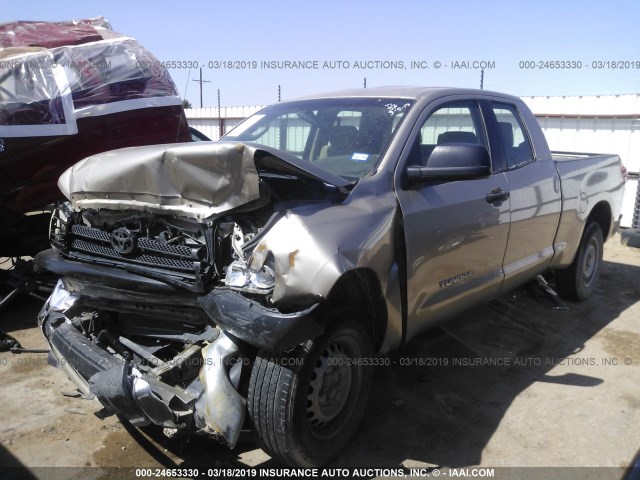 5TFRU54168X011051 - 2008 TOYOTA TUNDRA DOUBLE CAB/DOUBLE CAB SR5 TAN photo 2