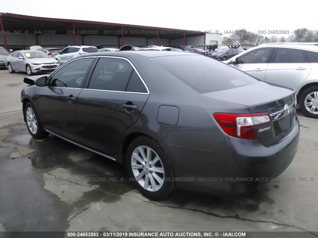 4T4BF1FK9CR178929 - 2012 TOYOTA CAMRY SE/LE/XLE GRAY photo 3