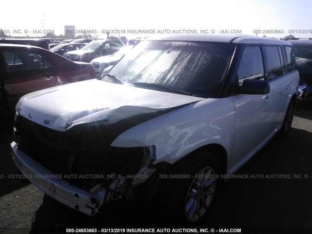 2FMGK5B81EBD08465 - 2014 FORD FLEX SE WHITE photo 2