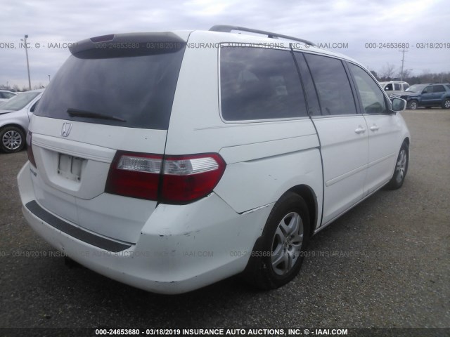 5FNRL38786B072656 - 2006 HONDA ODYSSEY EXL WHITE photo 4