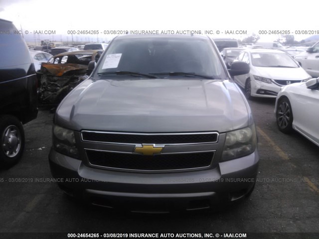 3GNFC16J28G168762 - 2008 CHEVROLET SUBURBAN C1500  LS GRAY photo 6