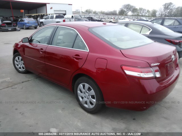 4T1BF3EK1AU095631 - 2010 TOYOTA CAMRY SE/LE/XLE RED photo 3