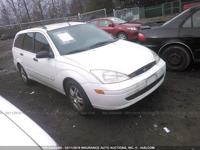 1FAHP36P8YW109003 - 2000 FORD FOCUS SE/SE COMFORT WHITE photo 1