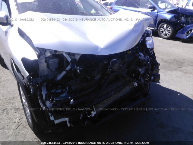 JN8AT2MT2JW454569 - 2018 NISSAN ROGUE S/SL/SV GRAY photo 6