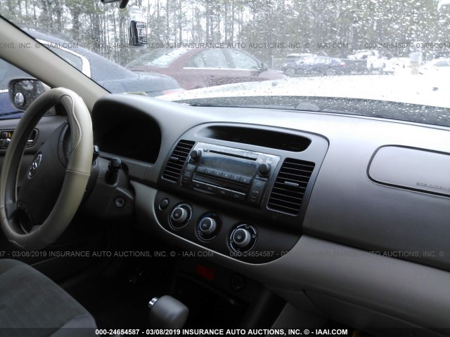 4T1BE32K55U527554 - 2005 TOYOTA CAMRY LE/XLE/SE GOLD photo 5